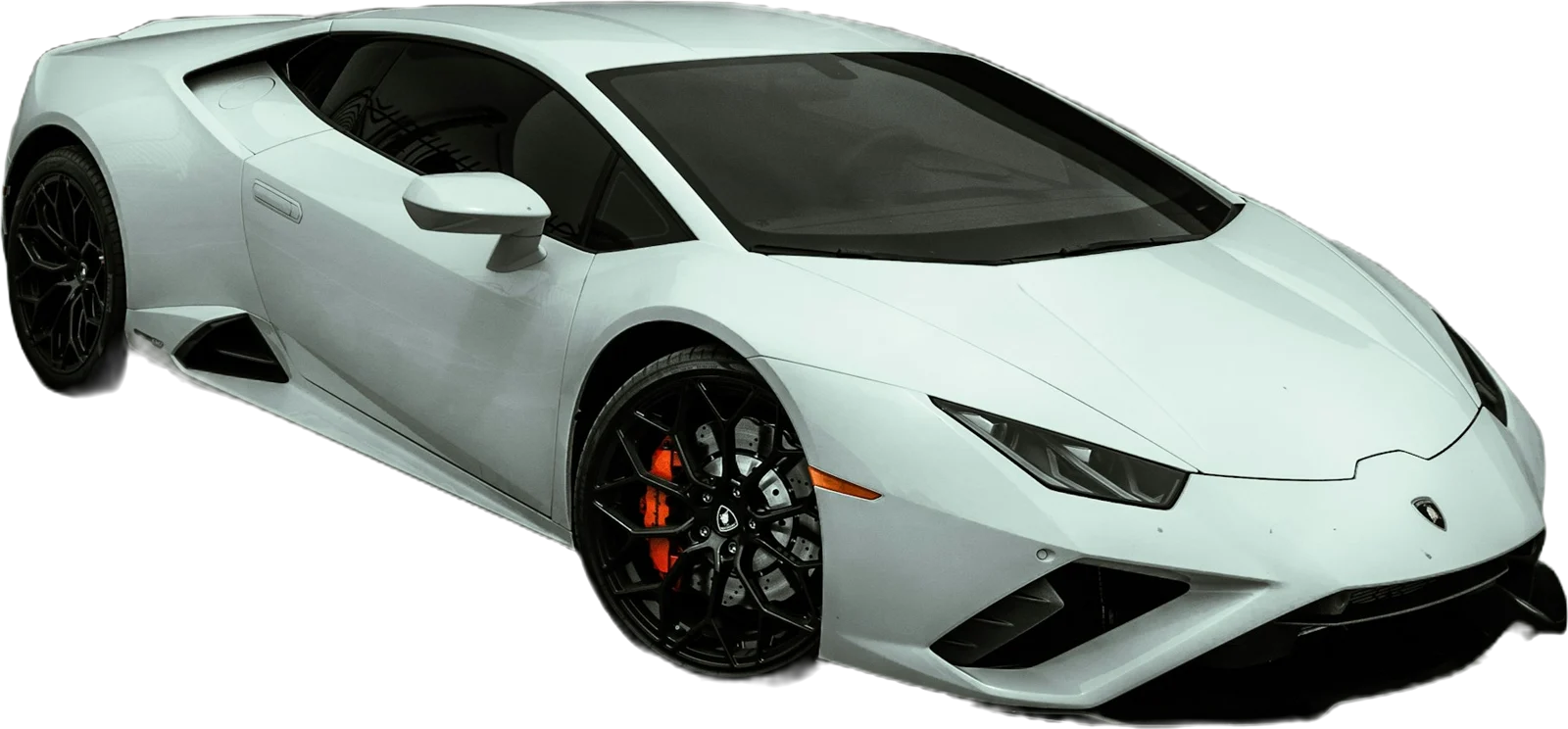 Lamborghini Huracán EVO branca, de três quartos